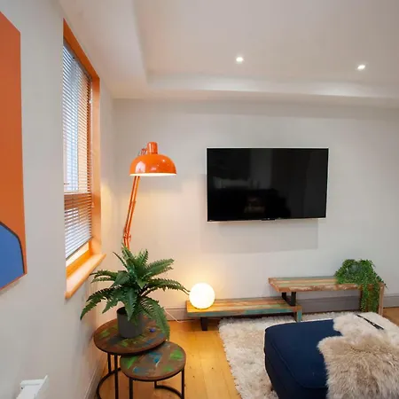 Higgihaus Cabot Mews #38 Fantastic Location Lejlighed