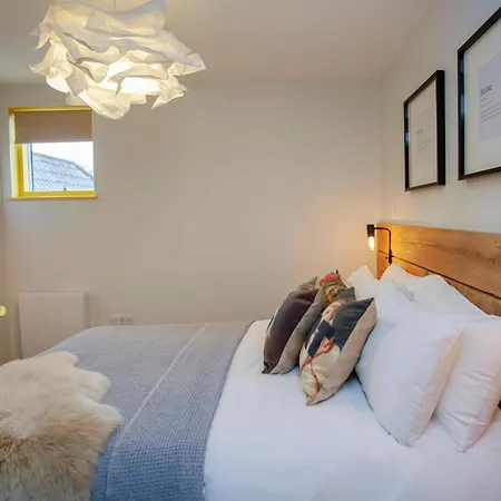 Higgihaus Cabot Mews #38 Fantastic Location Lejlighed *